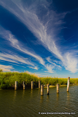 pilings_clouds_27590